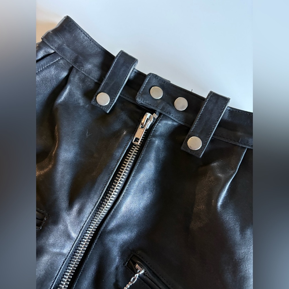 FRAME Black Lamb Leather Skirt with Zipper Detail - Picture 4 of 16